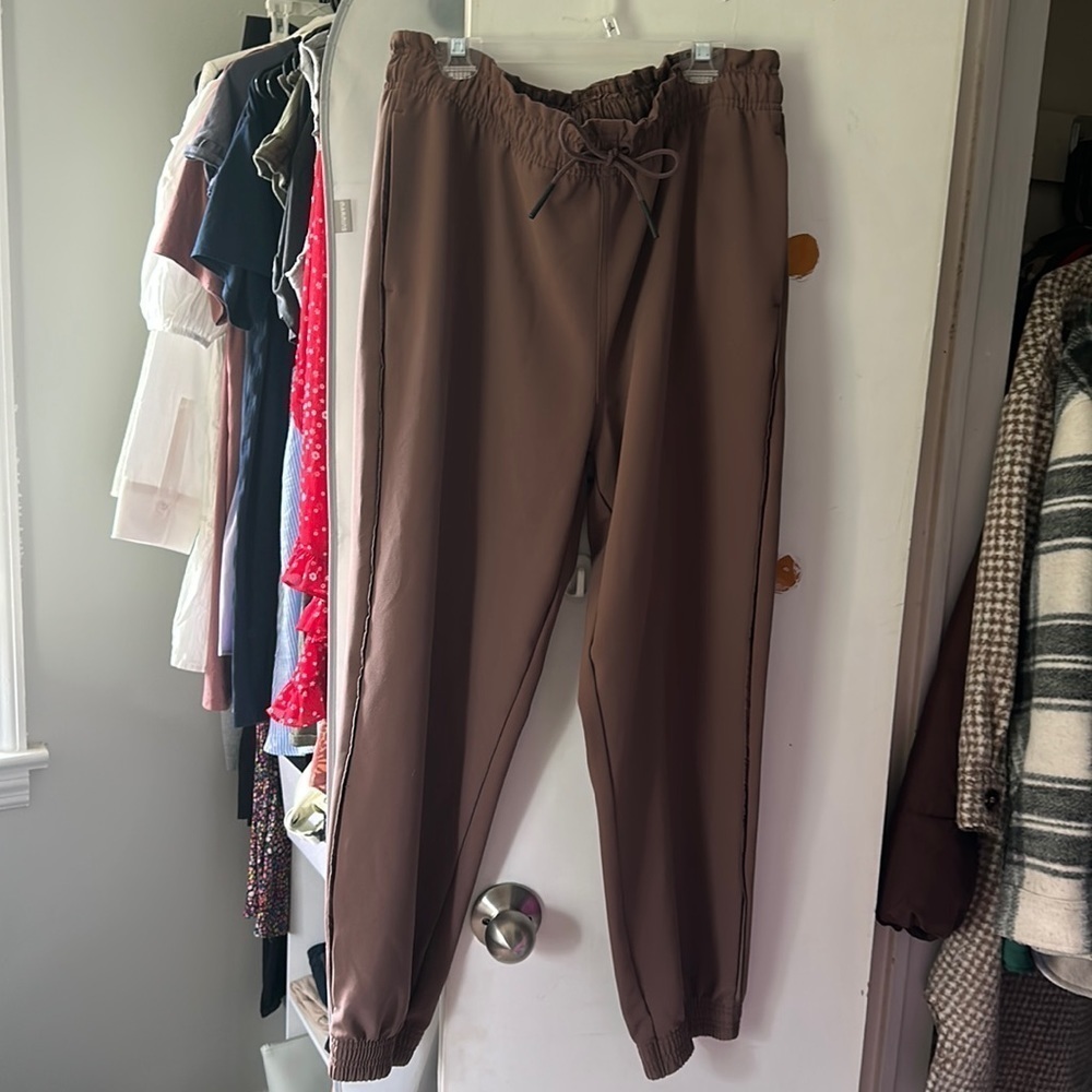 Athleta Metropolis Jogger I Like New I Size 10 - image 2